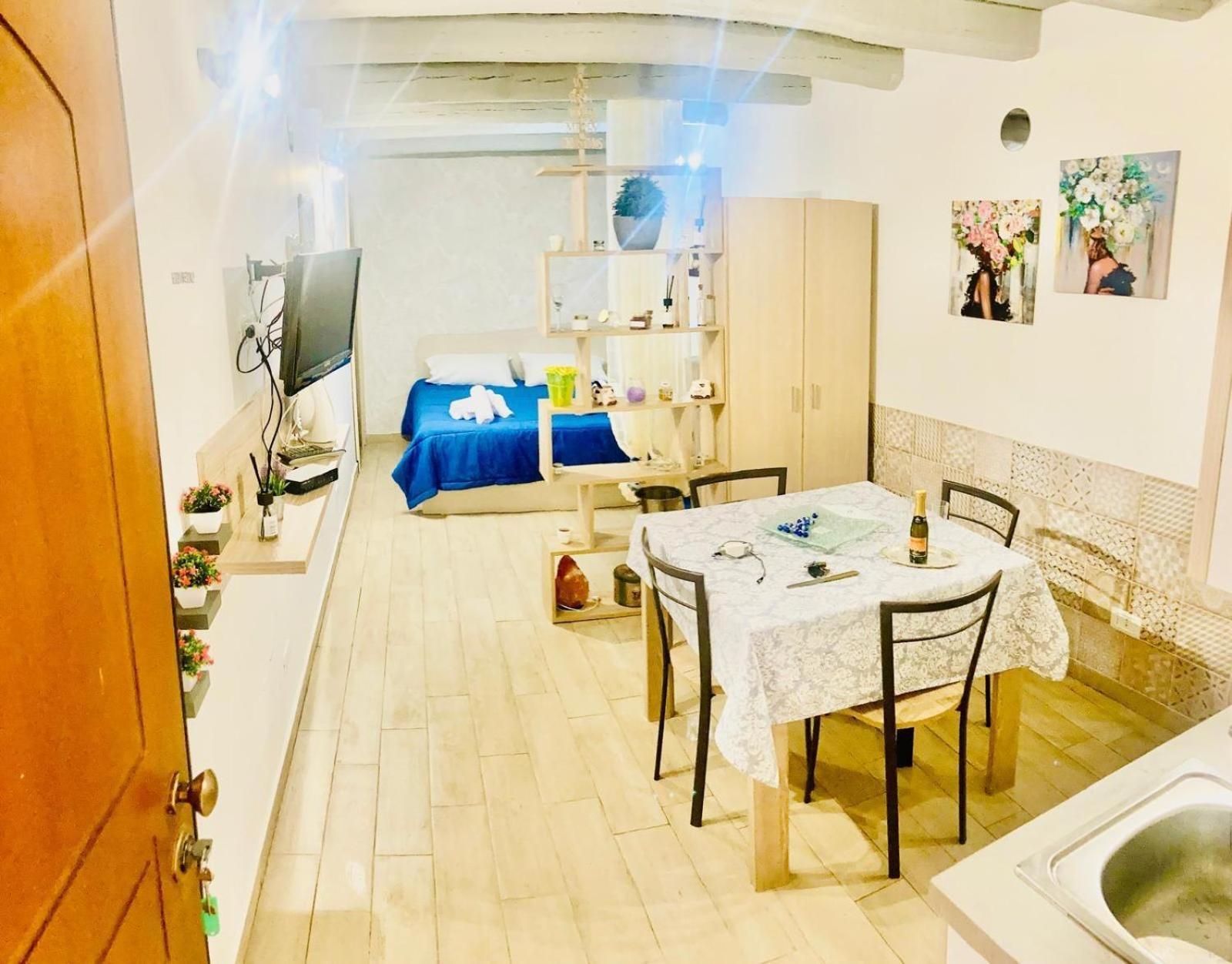 Massimo Teather Apartment パレルモ エクステリア 写真